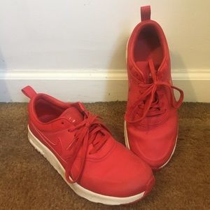 Nike air max Thea 7.5 red